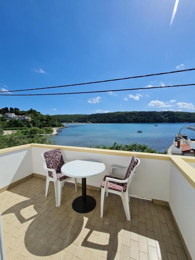 Apartmani I Sobe Jusic Раб Екстер'єр фото