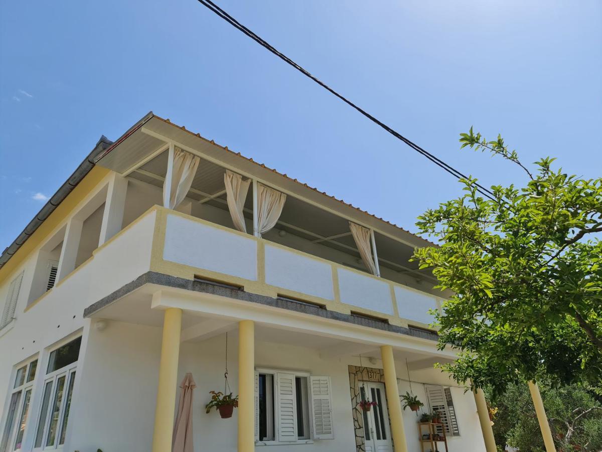 Apartmani I Sobe Jusic Раб Екстер'єр фото