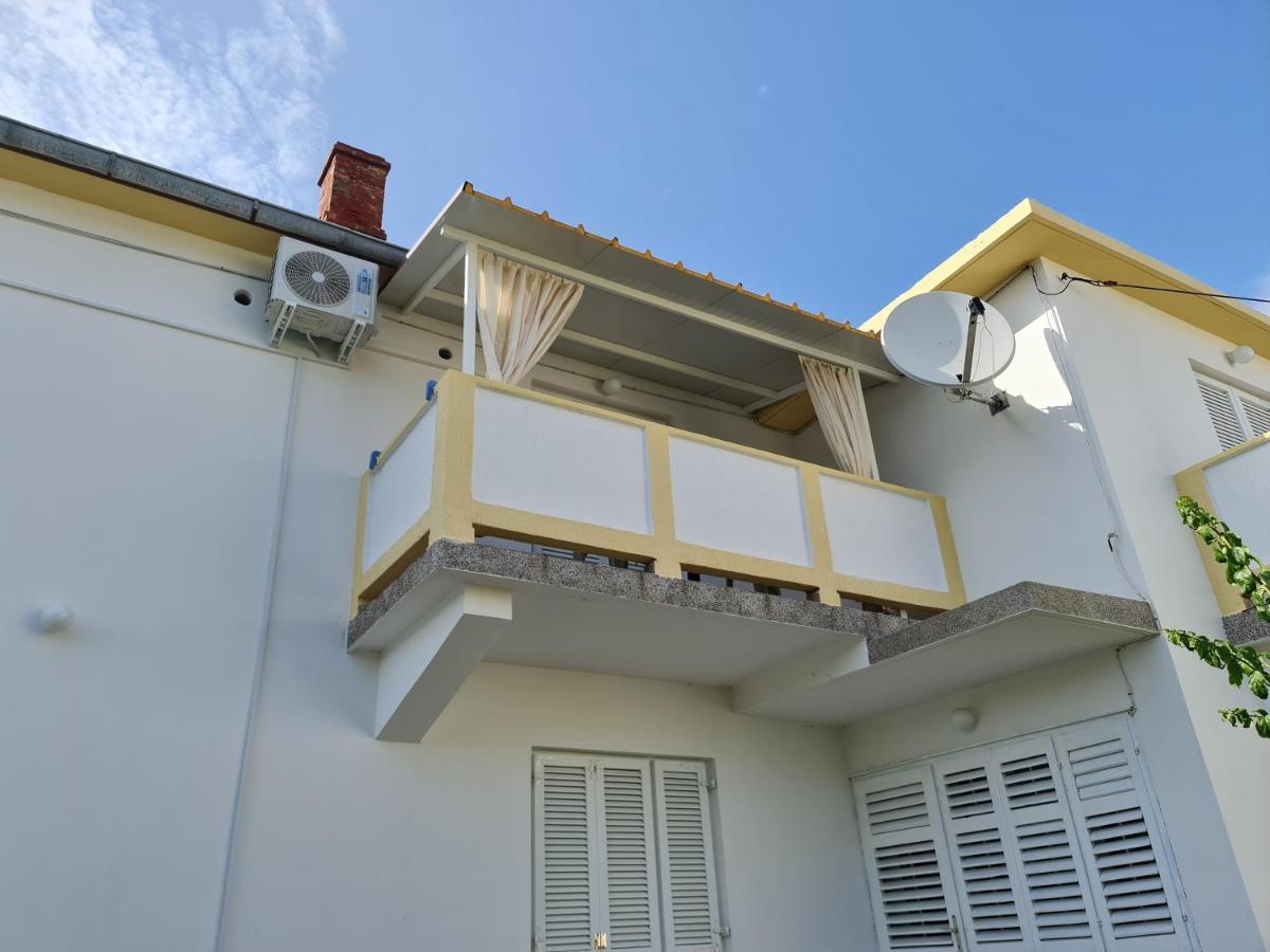 Apartmani I Sobe Jusic Раб Екстер'єр фото